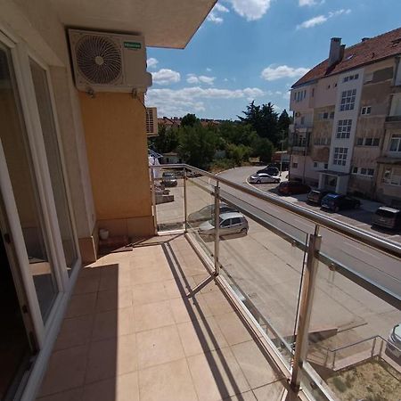 Apartman Nk Niksic Exterior foto